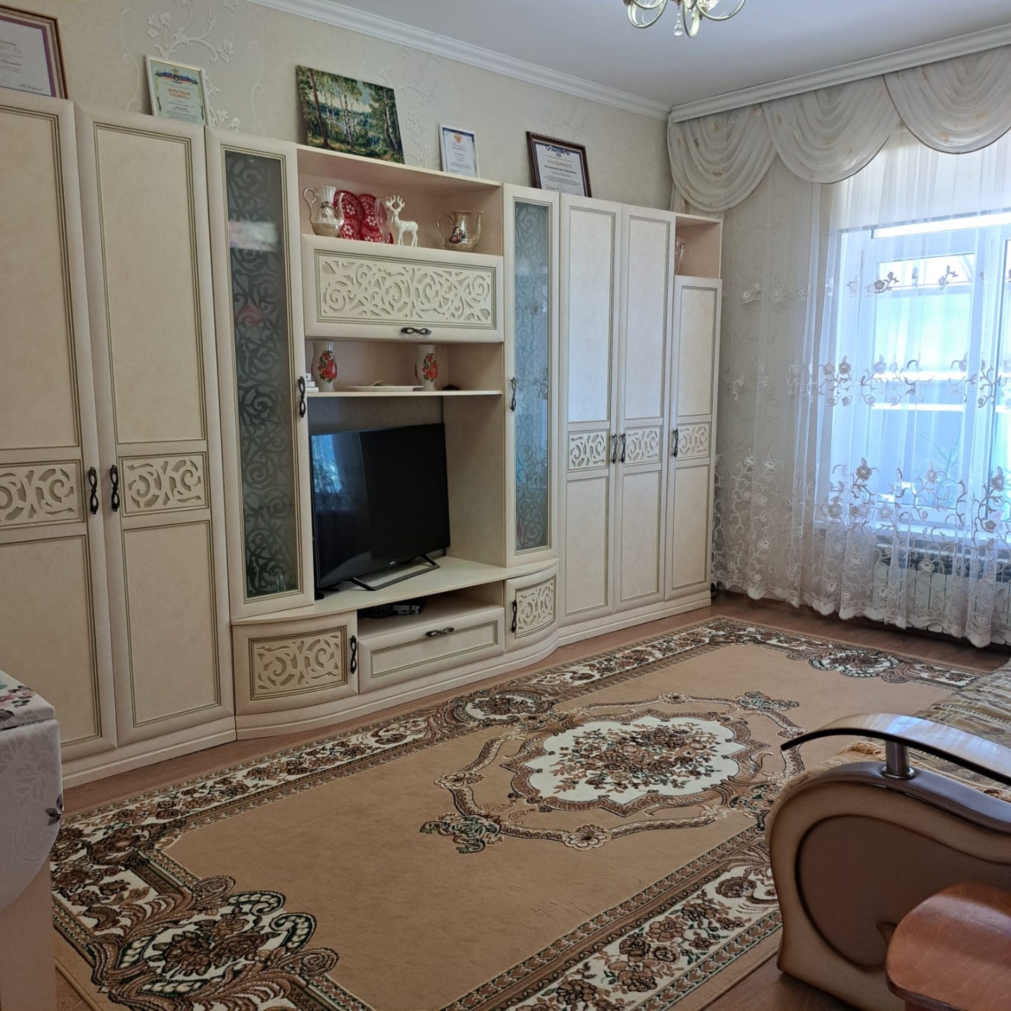 Продаётся уютный дом мечты в готовом состоянии в Цибанобалке.

Представляю вашему вниманию исключительное предложение — современный и абсолютно автономный дом с полной отделкой, мебелью и техникой. Это не просто стены, это готовая счастливая жизнь в ухоженном и комфортном пространстве, куда останетс